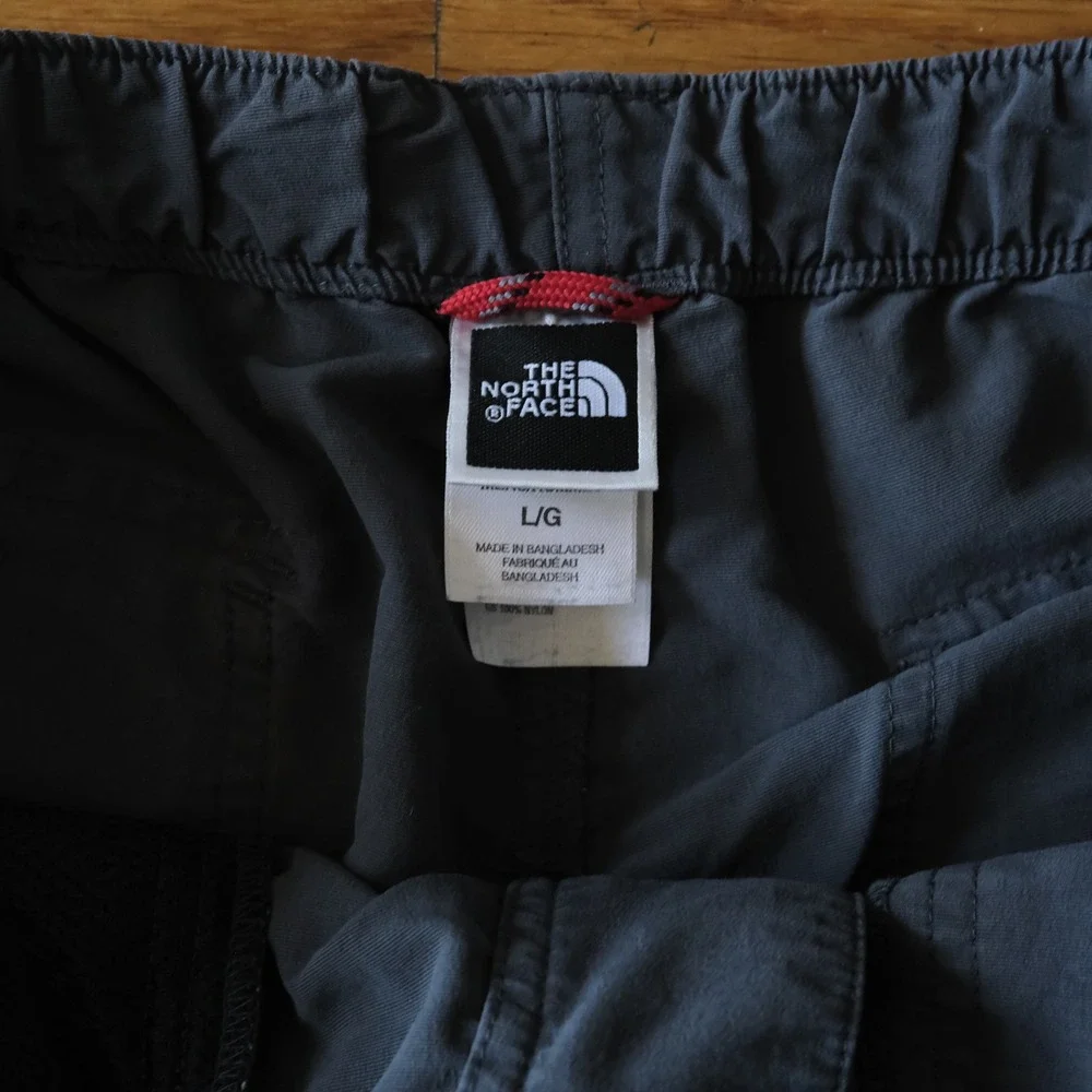 The North Face Cargo Shorts Gray Belted Nylon Gorpcore Hiking Mens L Utility